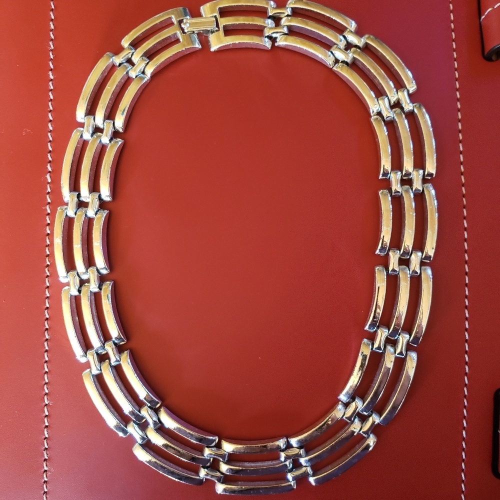 Choker Neclace